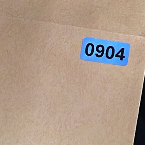 Vintage Karu ornate button style screw back earrings - Picture 8 of 9